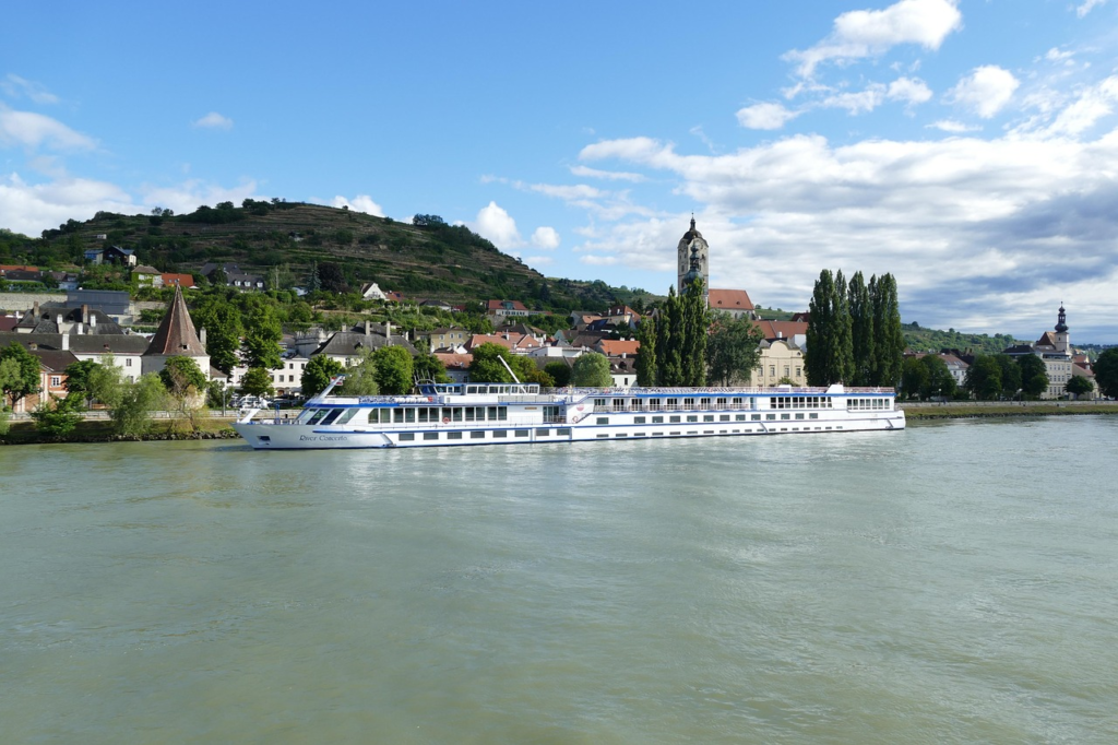 Kosher Cruise Experiences for Jewish Travelers