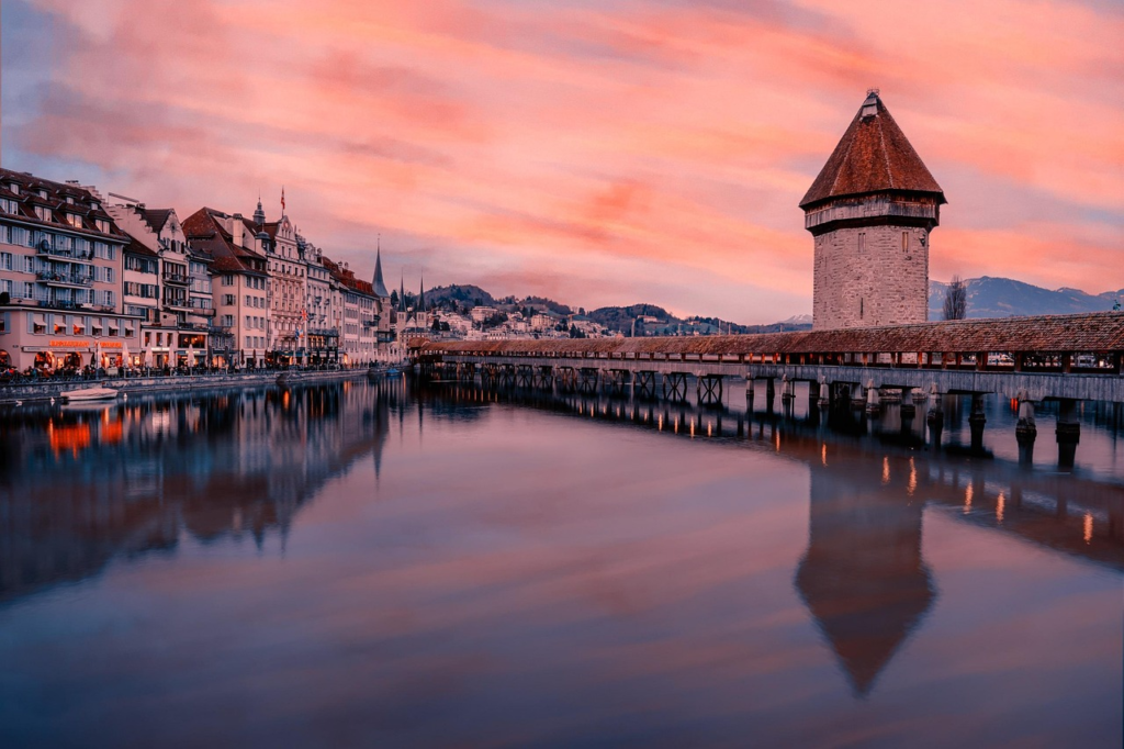 Kosher Cruise Experiences for Jewish Travelers