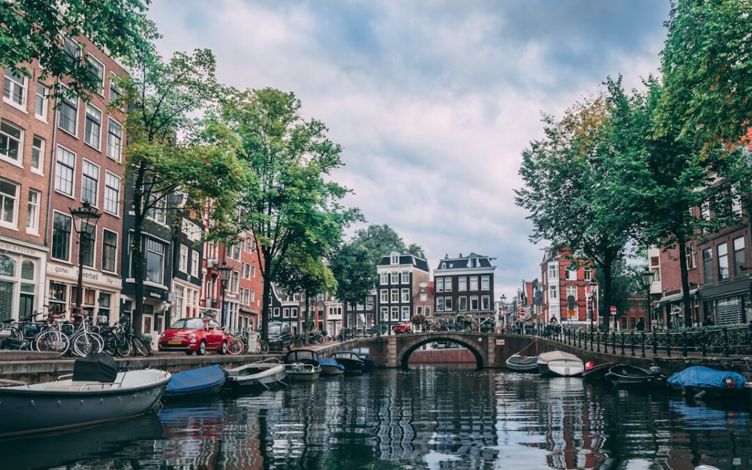 How Glatt Kosher Holidays Along Amsterdam’s Canals Connect Past And Present