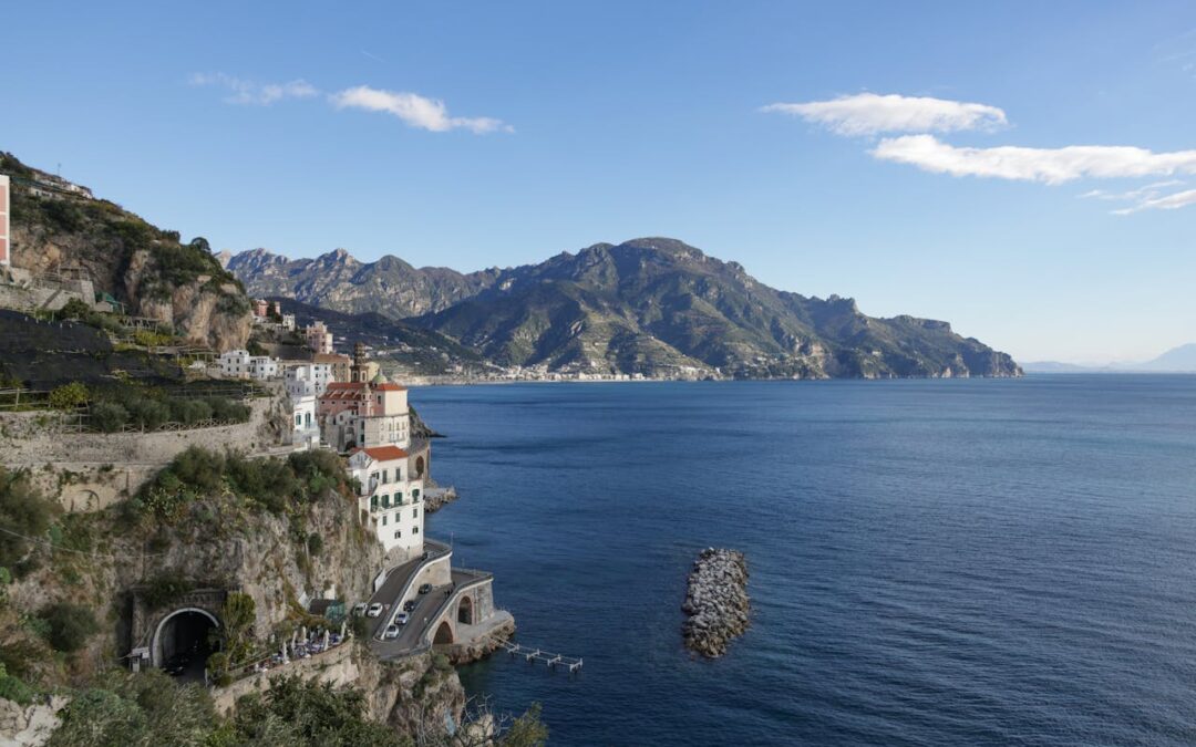 Why A Glatt Kosher Cruise To Amsterdam Feels Like A Living Painting